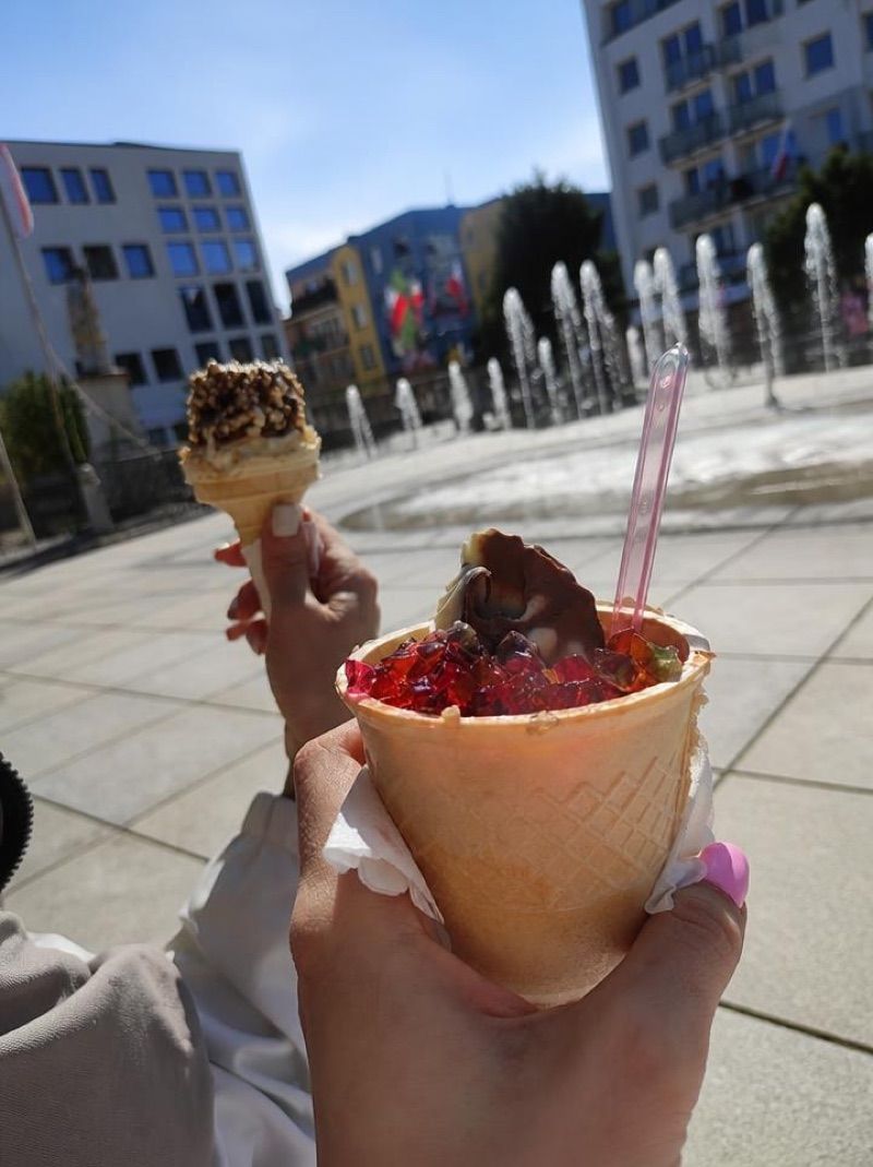 Lody Bonano, okolice dworca Olesno Śląskie