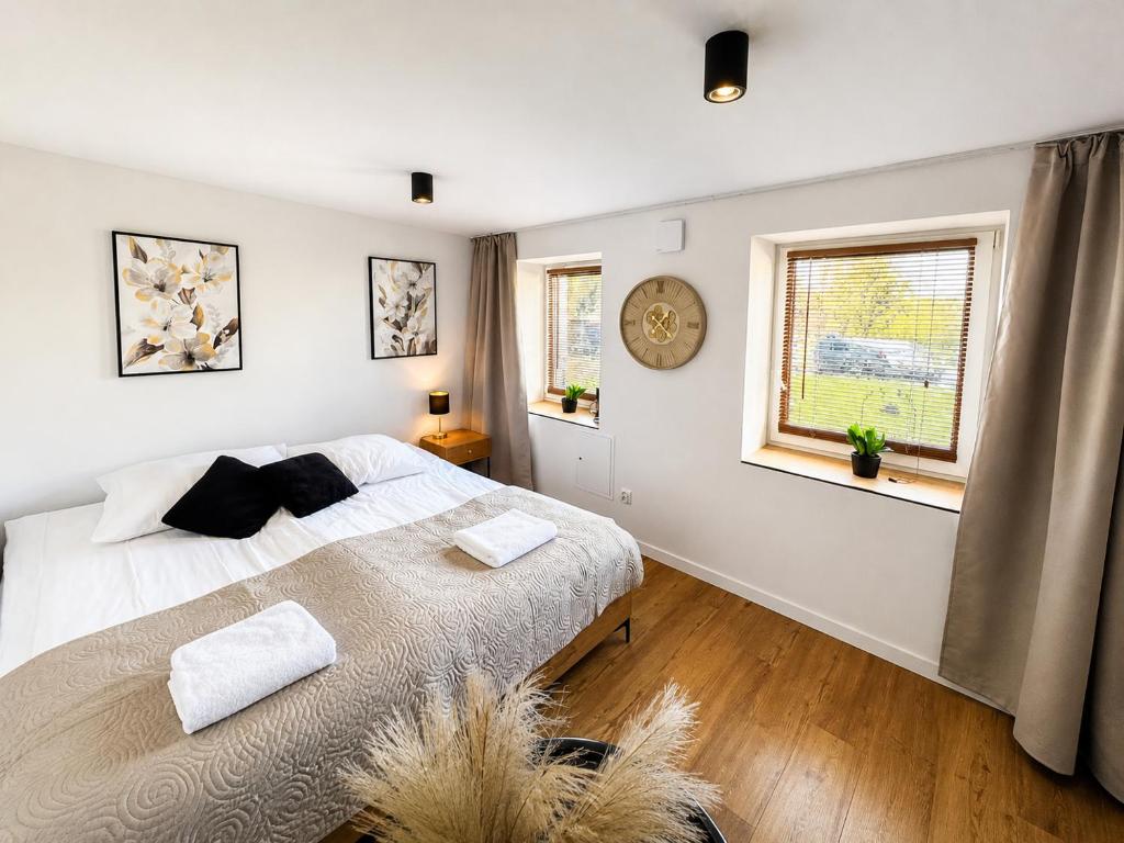 Do Brzegu Lepiej Loft z Klimatyzacją i Tarasem Apartament blisko jeziora Parking III, nocleg blisko dworca Olsztynek
