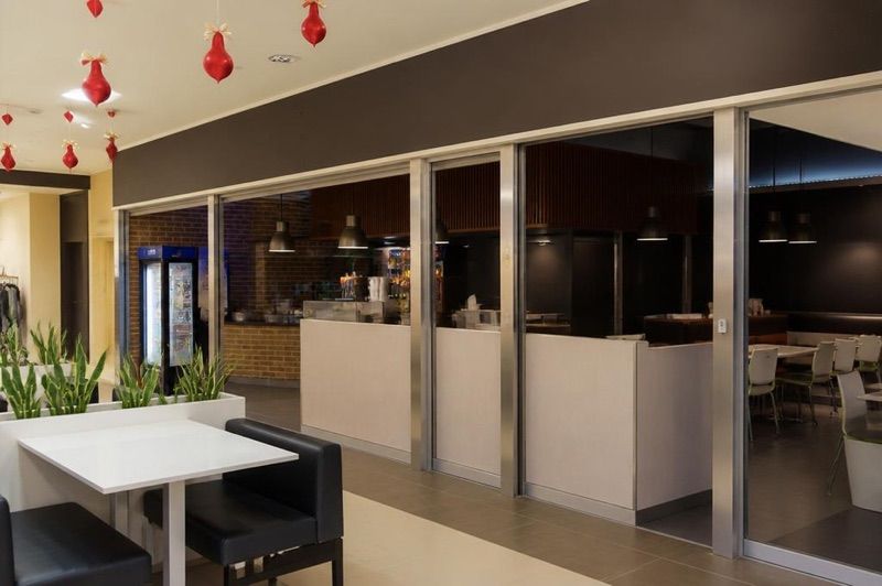 Pizzeria Hyyper, okolice dworca Pabianice