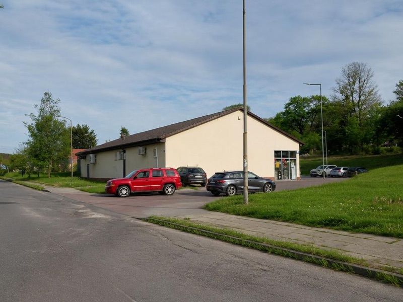 Dino, sklep przy dworcu Polanica-Zdrój