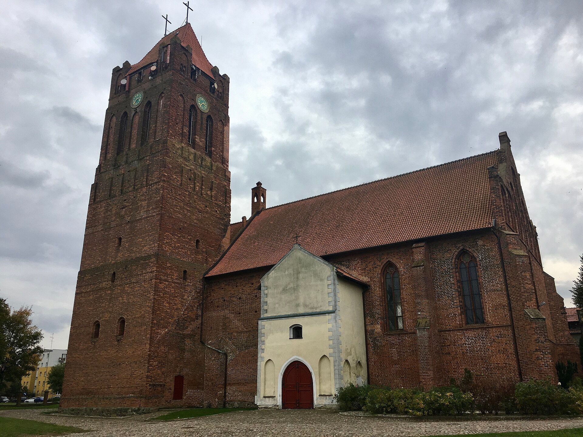 Konkatedra Św. Wojciecha, atrakcja w pobliżu dworca Prabuty