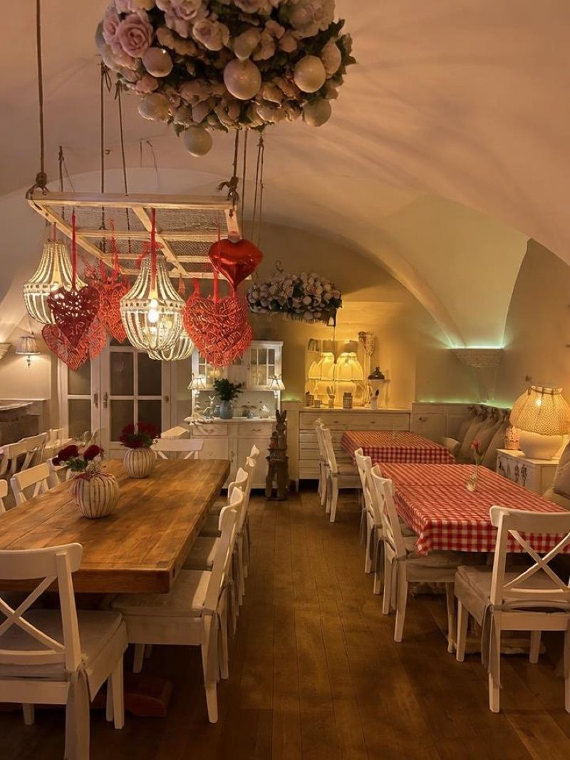 Restauracja Cuda Wianki, okolice dworca Przemyśl Zasanie