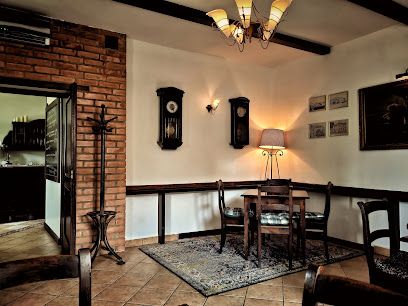 Restauracja Antyk, okolice dworca Puławy Miasto