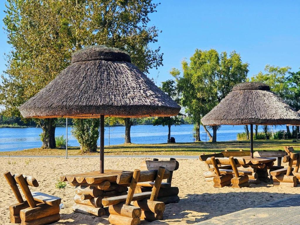 Za Jeziorem, nocleg blisko dworca Rogoźno Wielkopolskie