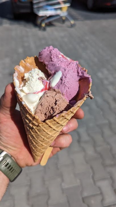 Argasińscy, okolice dworca Rytro