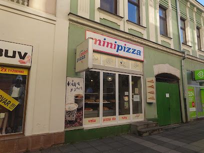 Mini Pizza, okolice dworca Žilina Train Station