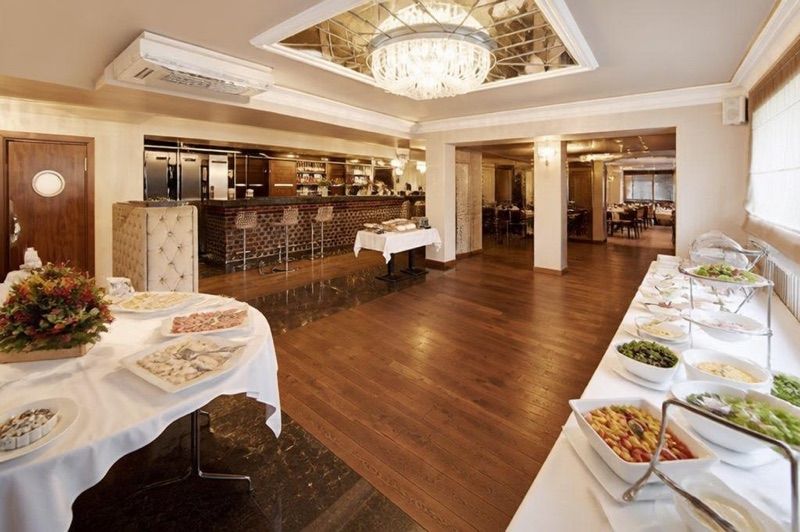 Restauracja Tamarynd, okolice dworca Sosnowiec Dańdówka