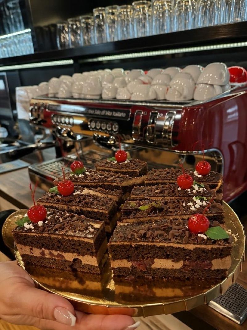 MP Caffe Kawiarnia Stalowa Wola, okolice dworca Stalowa Wola Centrum