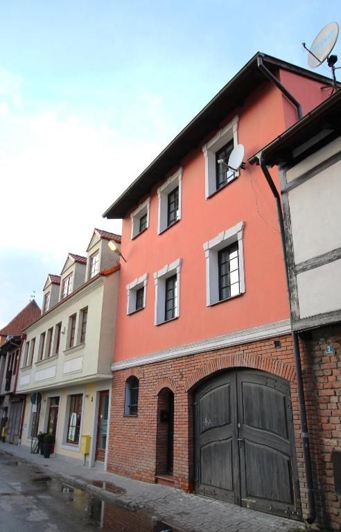 Willa BROWAR - Komfortowe Pokoje w Centrum, hotel blisko dworca Starogard Gdański