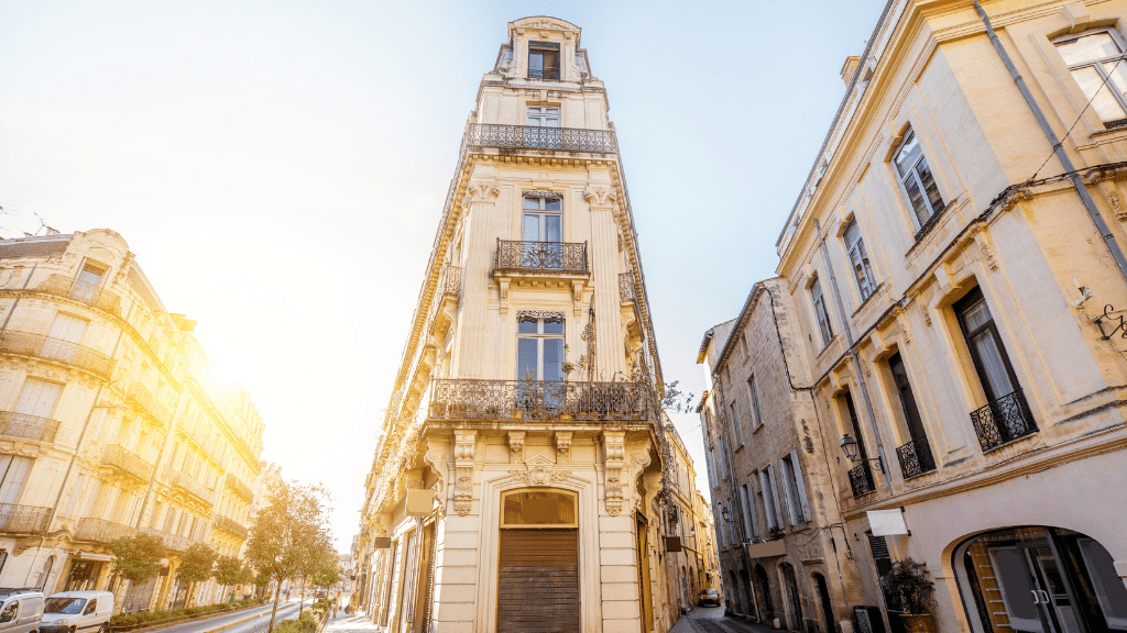 Montpellier booking