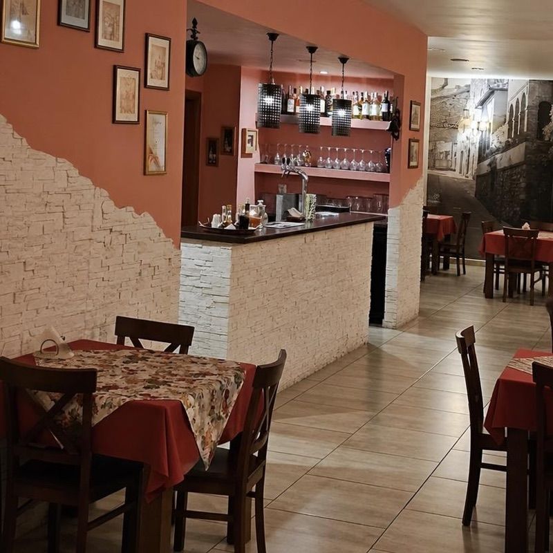 Pub Pizzeria La Scala, okolice dworca Świdnik Miasto
