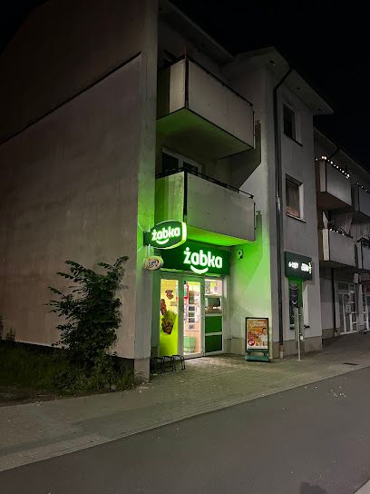 Żabka | Prosto z pieca, sklep przy dworcu Świnoujście