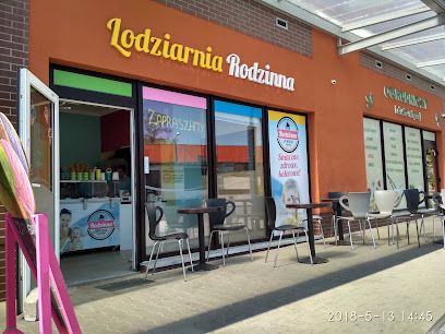 Lodziarnia Rodzinna, okolice dworca Dąbie