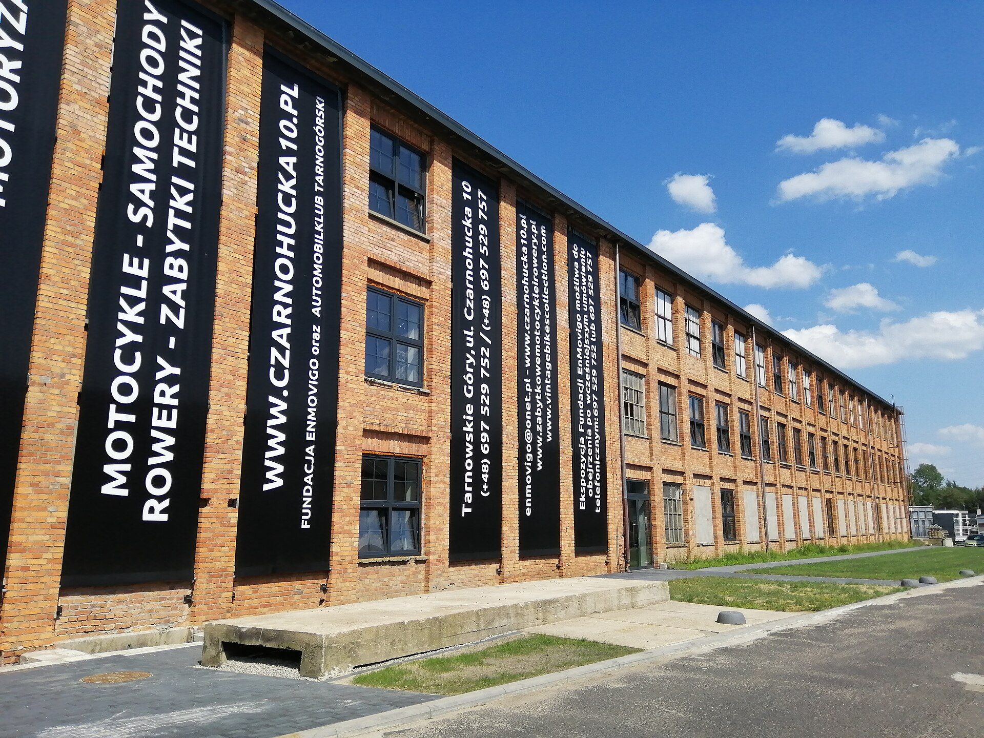 Muzeum Motoryzacji Czarnohucka 10, atrakcja w pobliżu dworca Tarnowskie Góry
