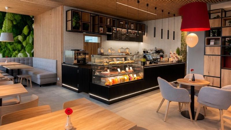 House of Coffee, okolice dworca Tarnowskie Góry