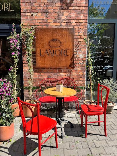 L'amore Bakery, sklep przy dworcu Tarnowskie Góry