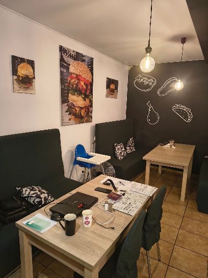 SCHABOWY & BURGER HOUSE, okolice dworca Dworzec PKP Tczew