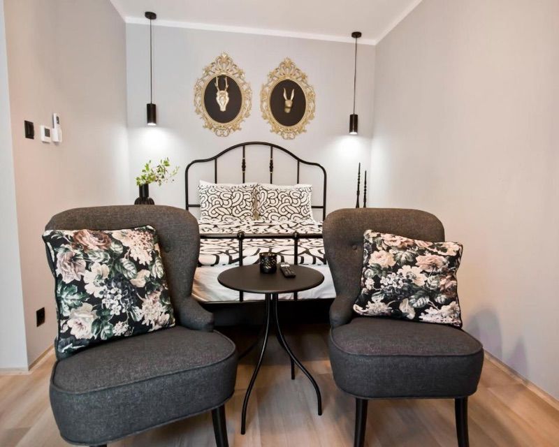 Balaton Apartamenty, hotel blisko dworca Trzebinia