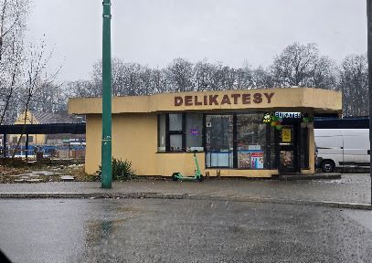 Delikatesy, sklep przy dworcu Tychy