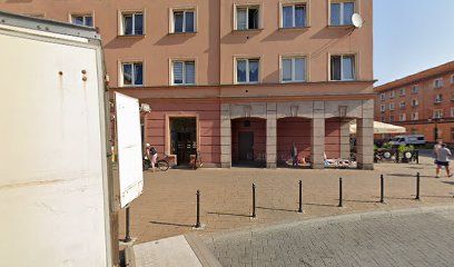 Lewiatan, sklep przy dworcu Tychy