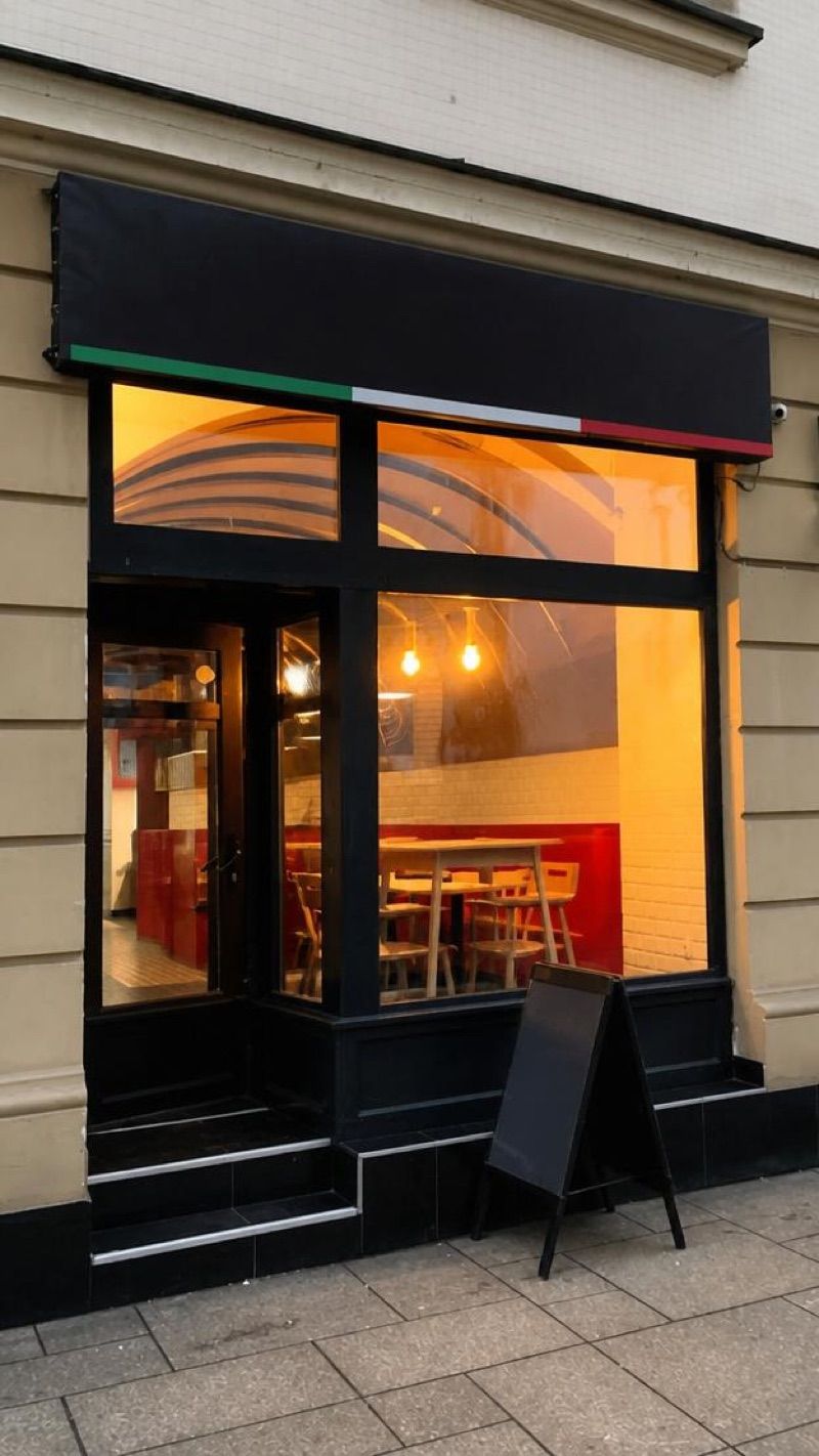 Pizzeria Piazza Italia, okolice dworca Wadowice