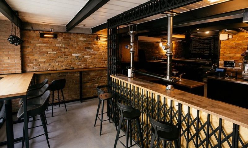 Drugie Dno Ochota - Pizza Pub, okolice dworca Warszawa Główna