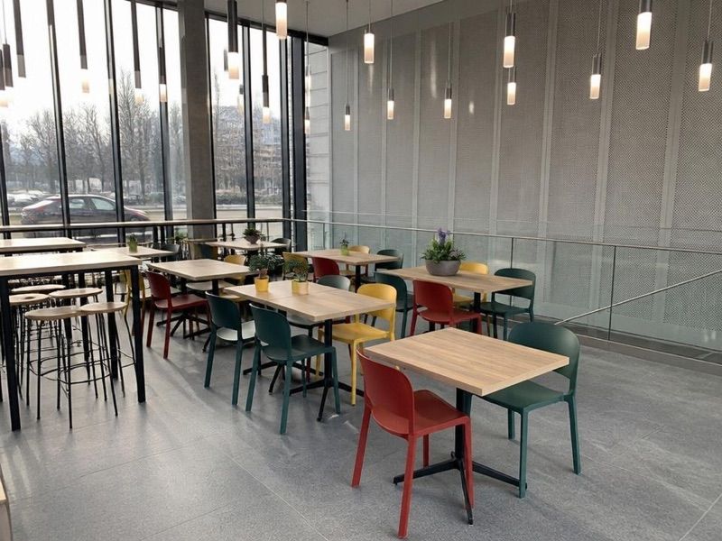 Green Bistro, okolice dworca Warszawa Służewiec