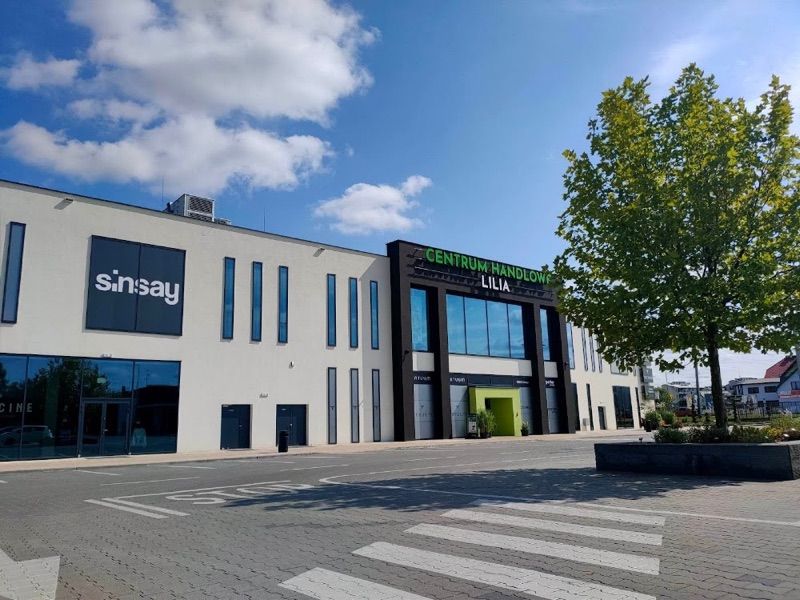 Centrum Handlowe Lilia, galeria handlowa w pobliżu dworca Wieluń