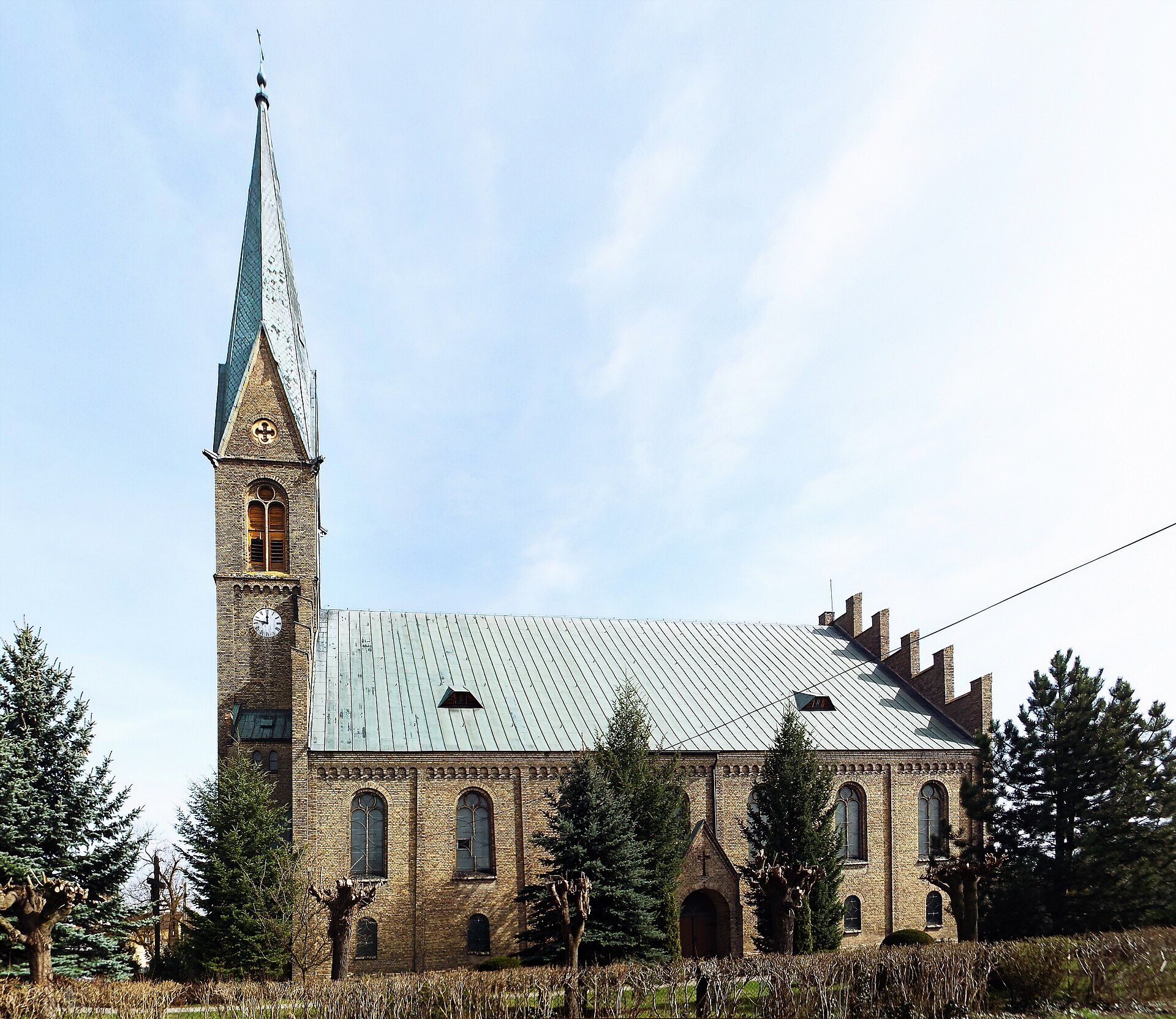 Parafia Matki Bożej Nieustającej Pomocy w Witnicy, atrakcja w pobliżu dworca Witnica