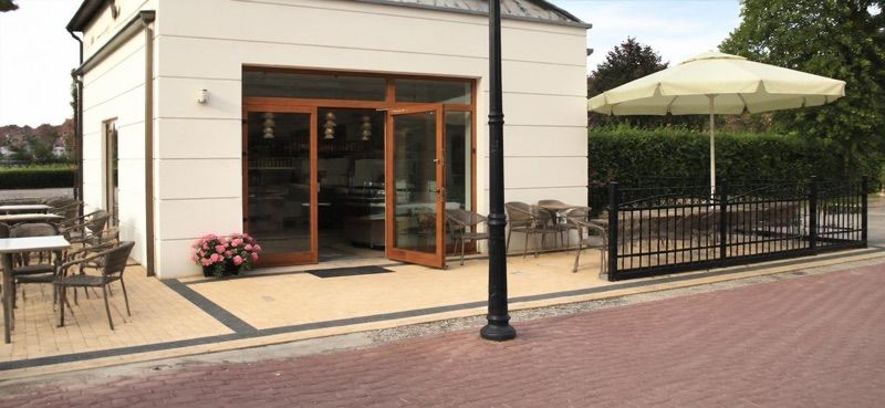 Aleja Cafe, okolice dworca Władysławowo