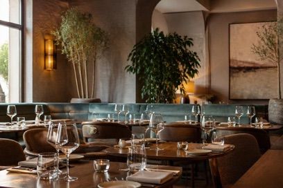 Restauracja Salon, okolice dworca Wrocław Mikołajów