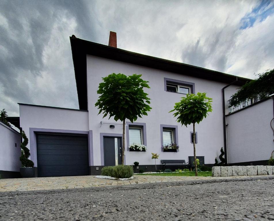 Apartament pod Wieżą, nocleg blisko dworca Zgorzelec Miasto
