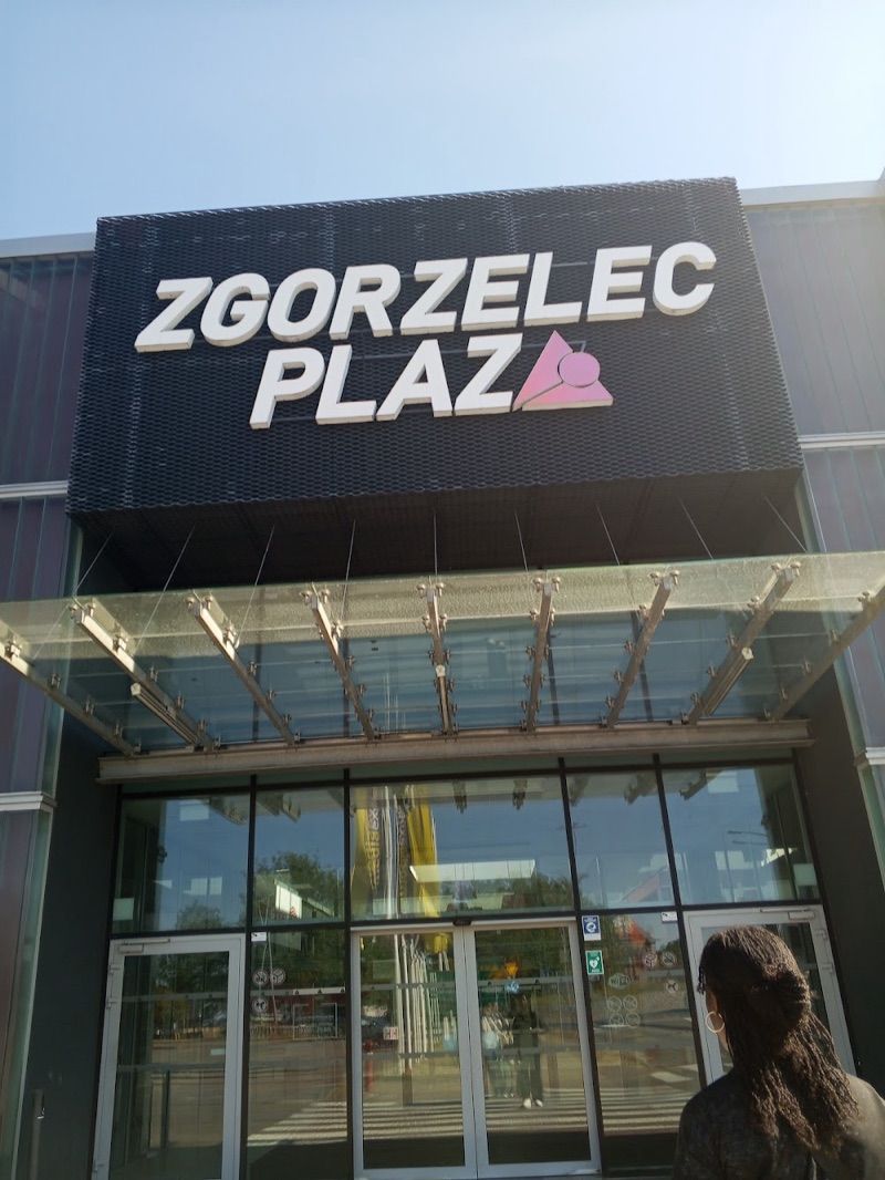 Centrum Handlowe Zgorzelec Plaza, galeria handlowa w pobliżu dworca Zgorzelec Miasto