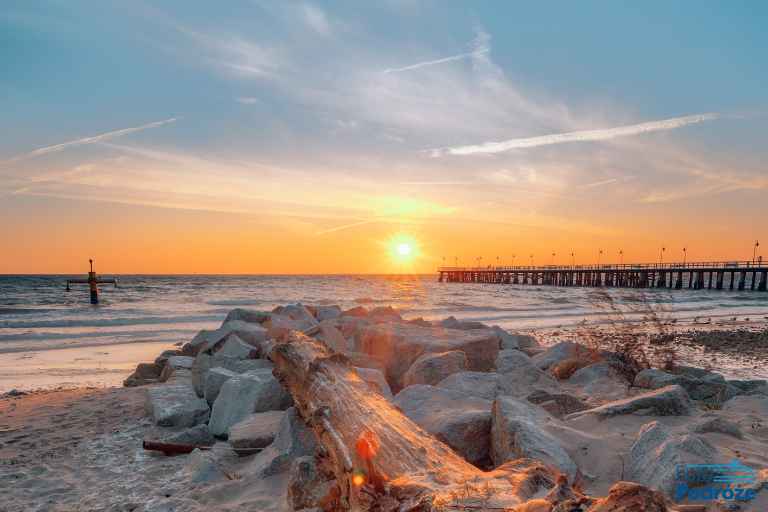 Plaża w Gdyni zachód słońca zdjęcie: Plaża w Gdyni