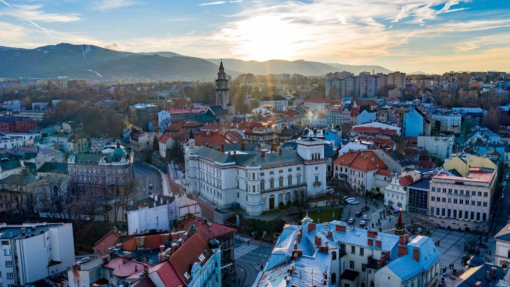 Bielsko-Biała pociąg – najlepsze połączenia Bielsko-Biała z lotu ptaka