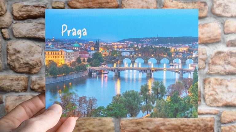 koleje zagraniczne pocztówka Praga