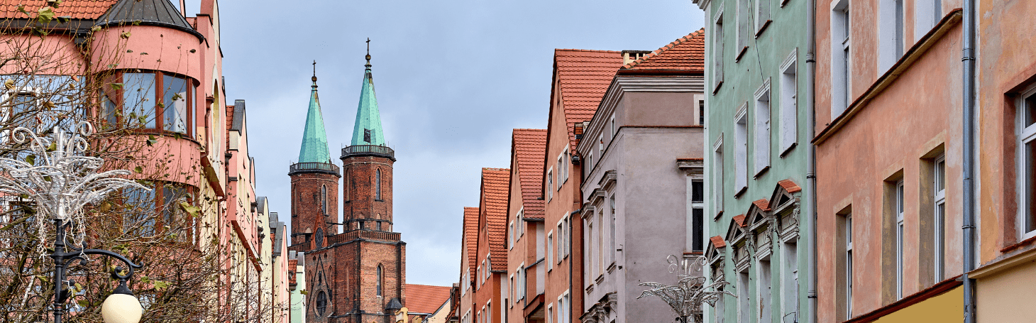Wycieczki jednodniowe z Lubina – pomysły na wyjazd pociągiem Legnica
