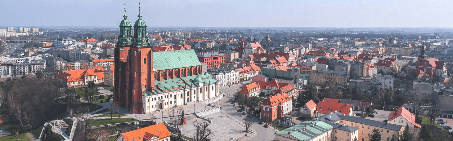 Wycieczki jednodniowe z Poznania pociągiem – zaplanuj wyjazd Gniezno