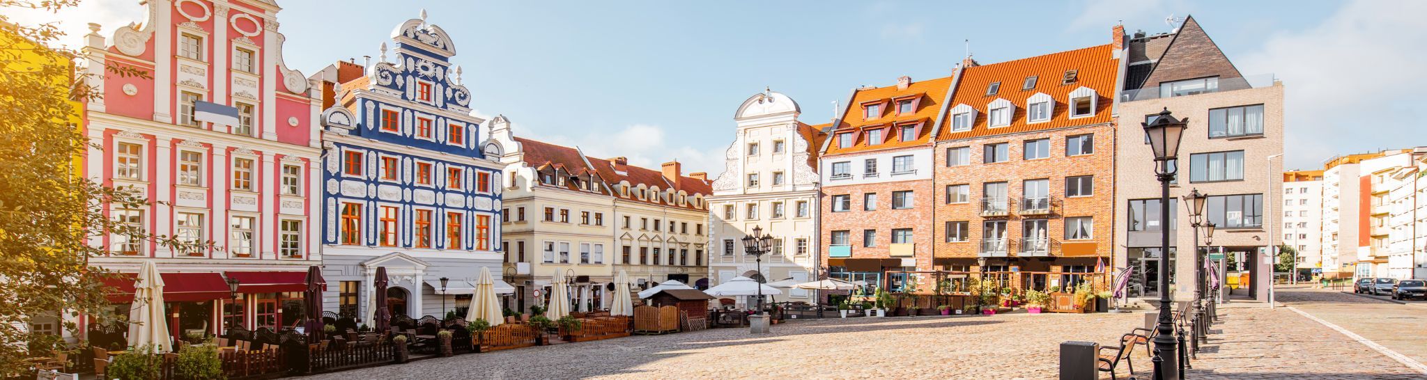 Rynek Szczecin Grafika: Kamienice na rynku w Szczecinie