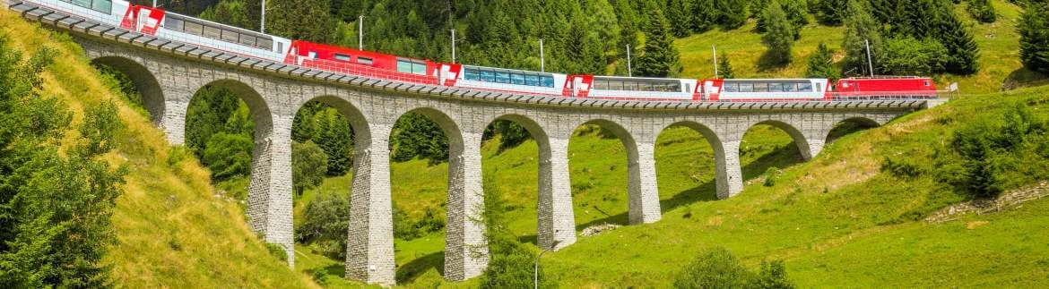 Pociągi Panoramiczne bilety online Bernina Express bilety online