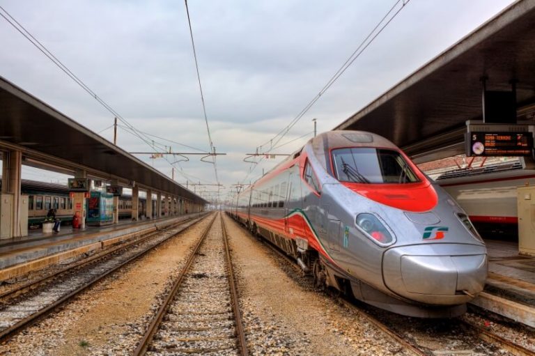 Frecciabianca - bilety kolejowe Frecciabianca - zwiedzanie Włoch pociągiem