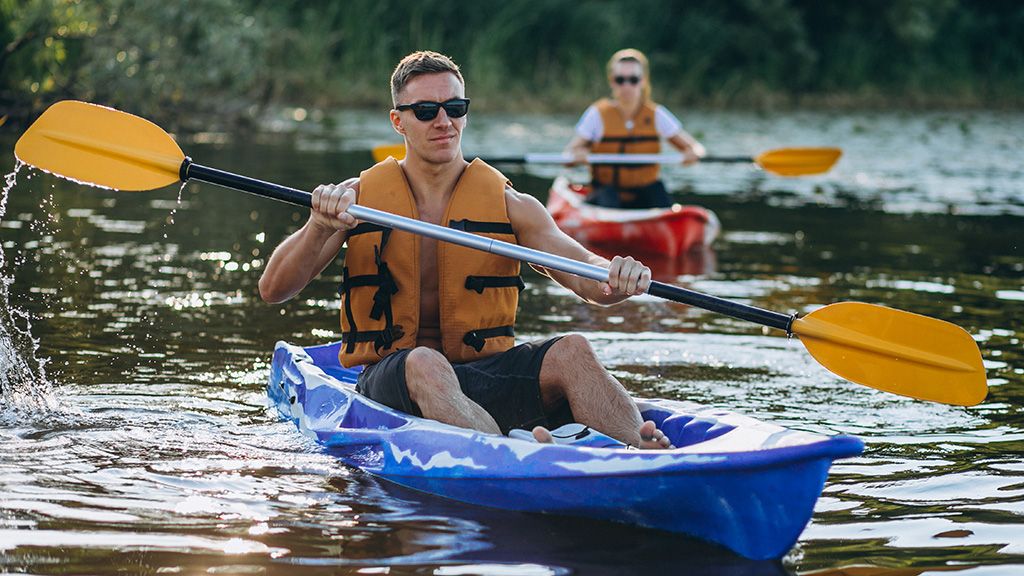 Warmia i Mazury - 16 atrakcji turystycznych, miejsc i zabytków Spływ kajakowy w Krutyni