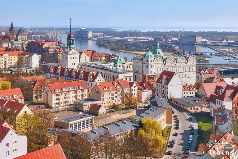 Zamek Książąt Pomorskich_Szczecin Grafika: Widok z daleka na Zamek Książąt Pomorskich