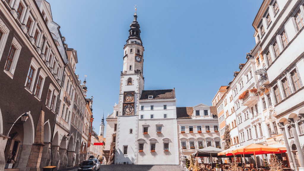 Wycieczki jednodniowe z Wrocławia – zaplanuj podróż pociągiem Görlitz