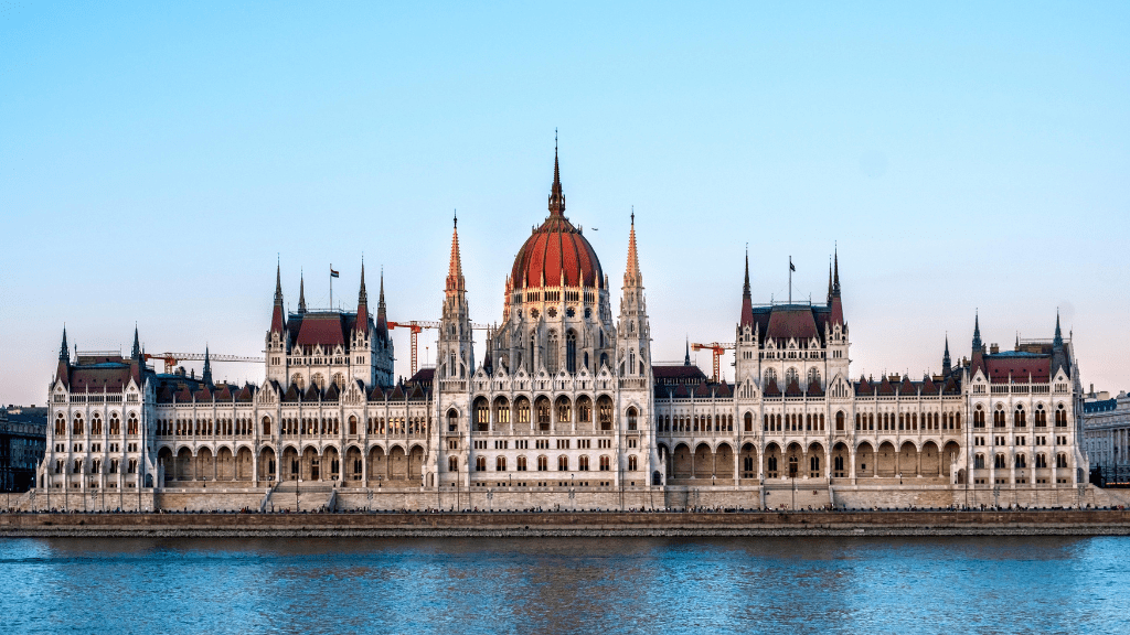 City break z Krakowa pociągiem – tanie i szybkie pomysły na wyjazd Budapeszt
