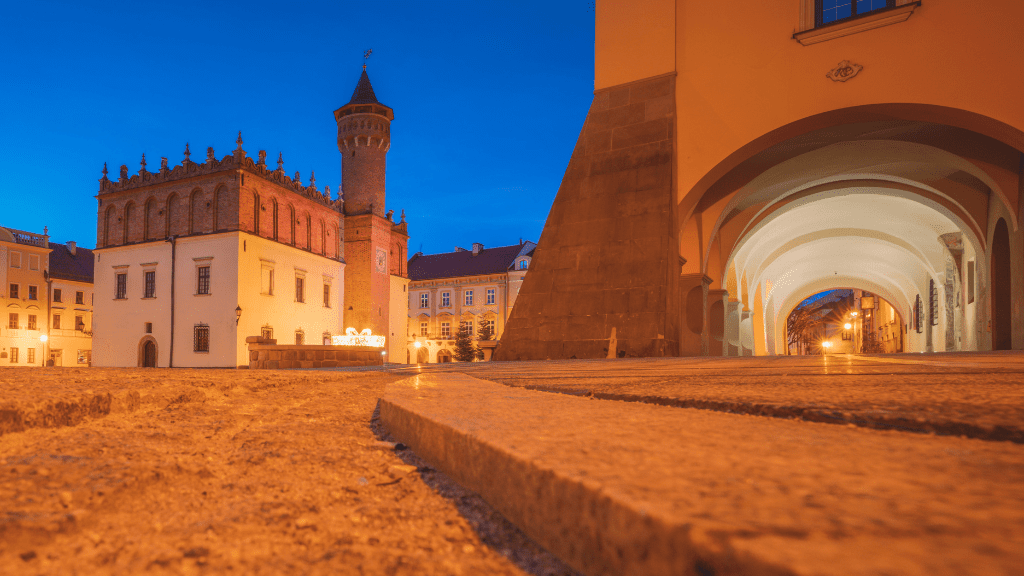City break z Krakowa pociągiem – tanie i szybkie pomysły na wyjazd Centrum Tarnowa
