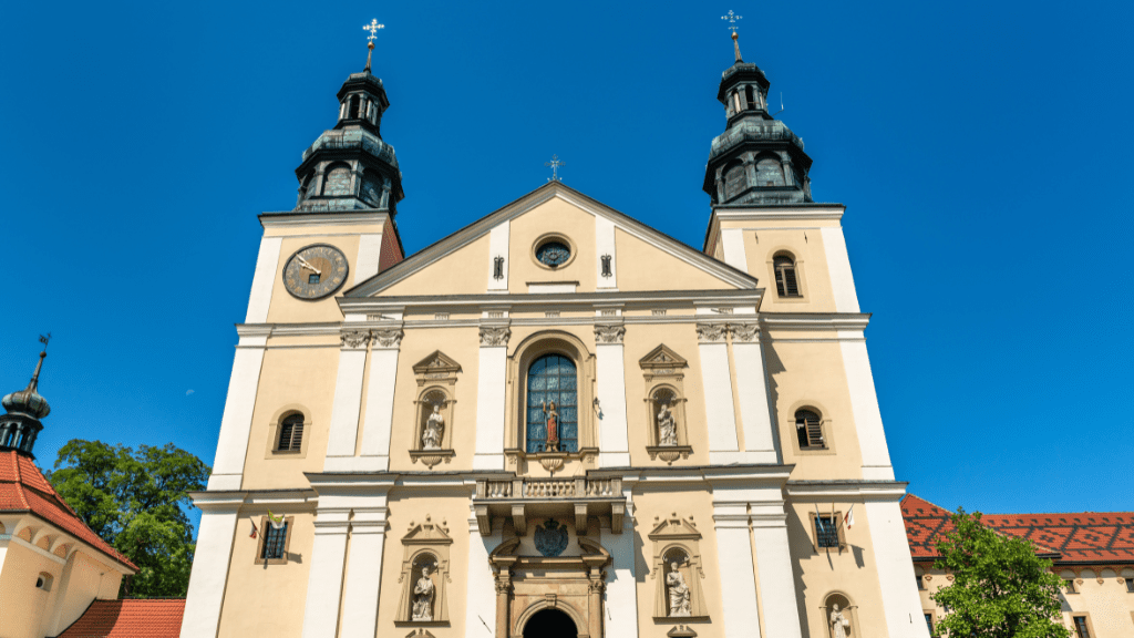 City break z Katowic pociągiem Kalwaria Zebrzydowska bazylika