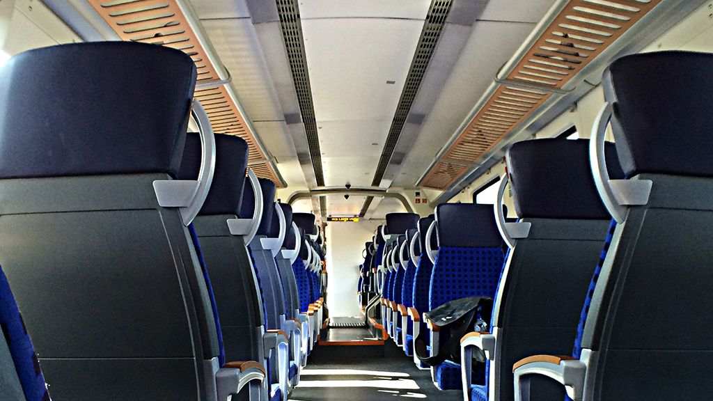 Pendolino w środku – różnice między 1. a 2. klasą Układ miejsc w pendolino
