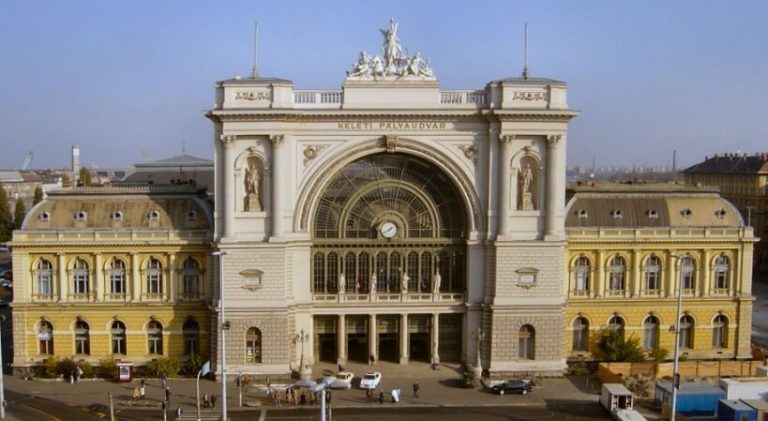 Pociąg do Budapesztu Dworzec Keleti - połączenia kolejowe na Węgrzech