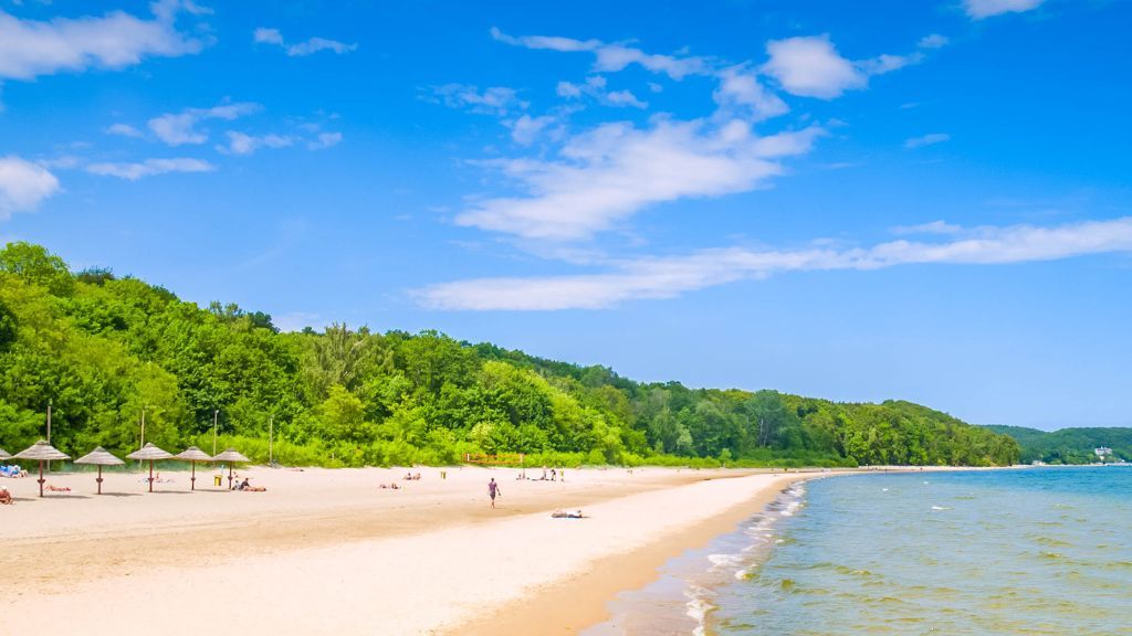 Pociągi nad morze Plaża w Gdyni